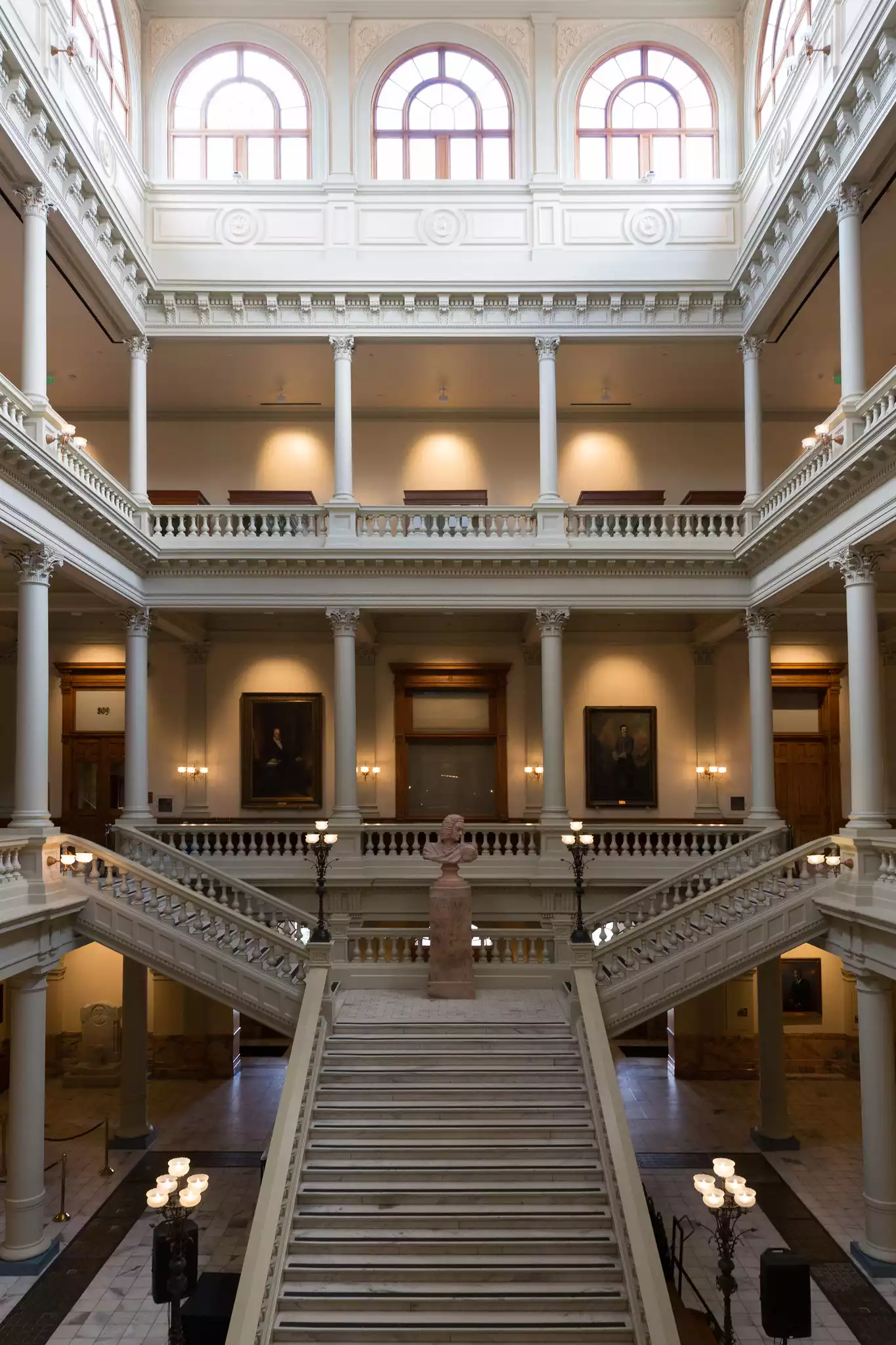 Georgia Grand Staircase (North Atrium)