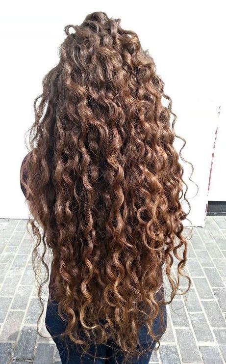 curly hair
