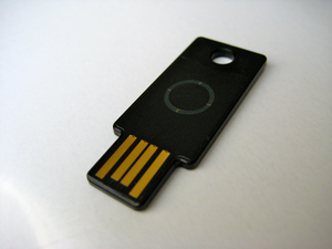 USB authentication key