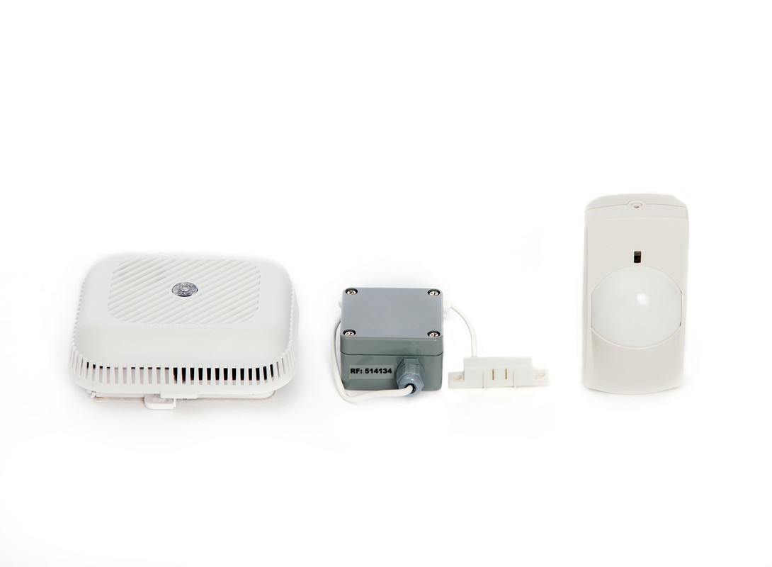 Smoke, Flood and Motion Sensor