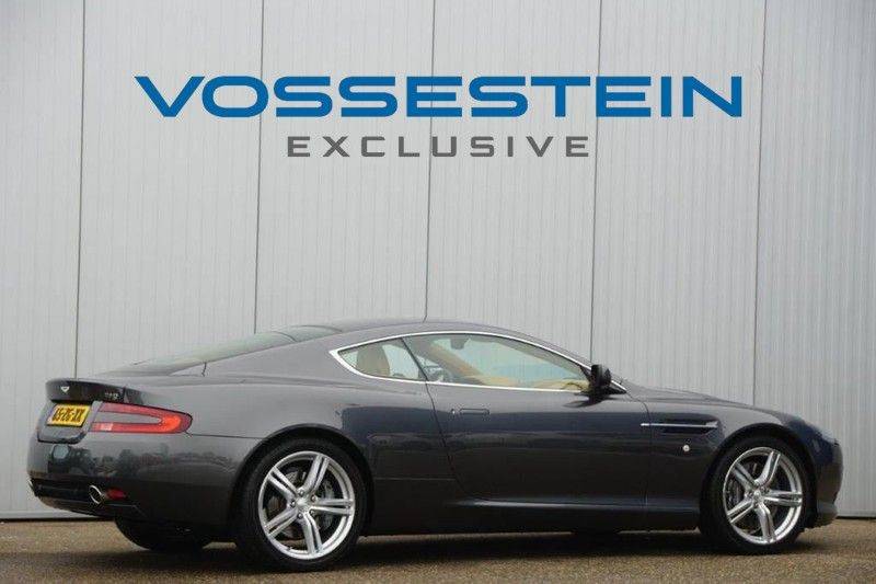 Aston Martin DB9 5.9 V12 Touchtronic 2e Eigenaar / 45dkm NAP / orig. NL-Auto / Dealer onderhouden afbeelding 2