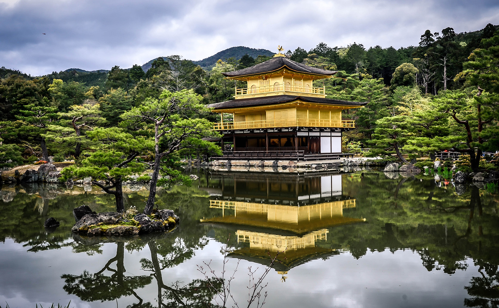 Kinkaku-ji Temple, Kyoto, Japan