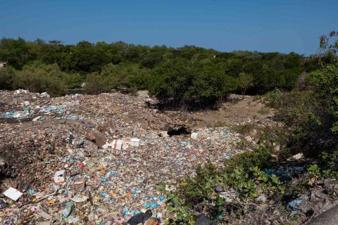 Fumes - Art, Photography, Ideas - 180903 PHOTO ANDREA CAPELLO PARADISE GARBAGE 187