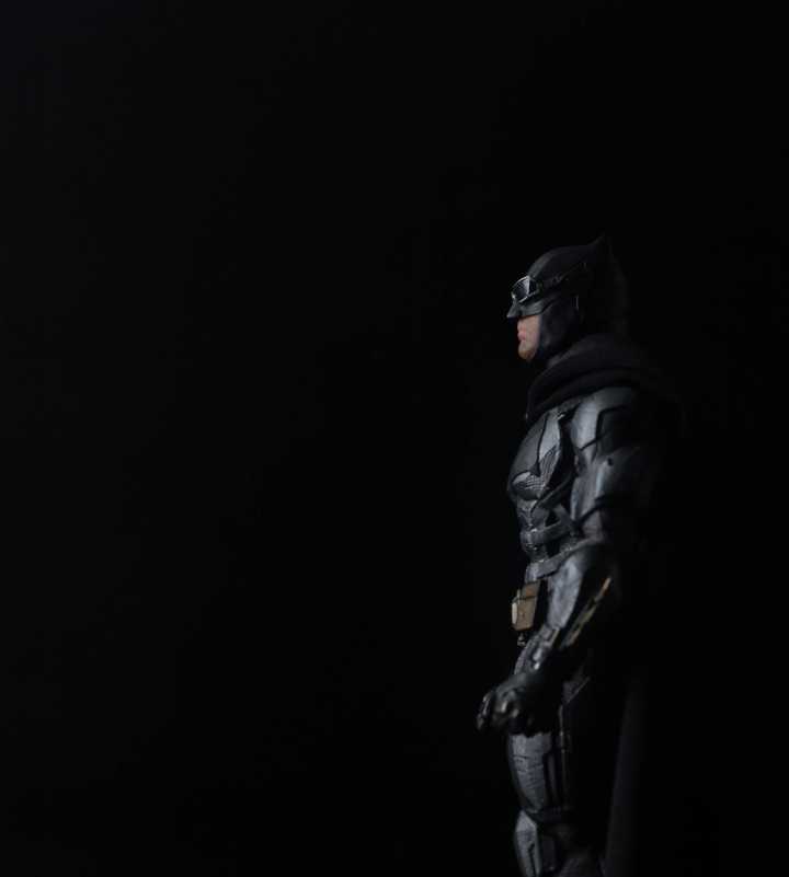 Mezco Tactical Suit Batman