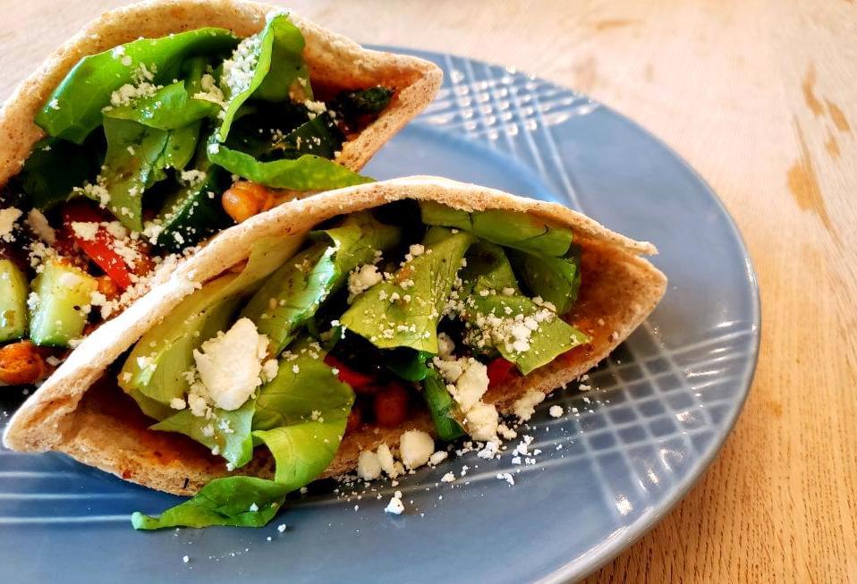 Plate of Mediterranean pita stuffed with chickpeas