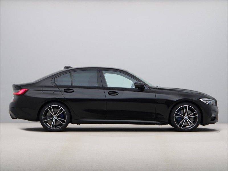 BMW 3 Serie 318i Exe M-Sport Aut. afbeelding 8