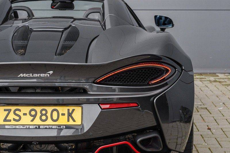 McLaren 570S Spider 3.8 V8 Noselift Camera Carbon Fiber afbeelding 21