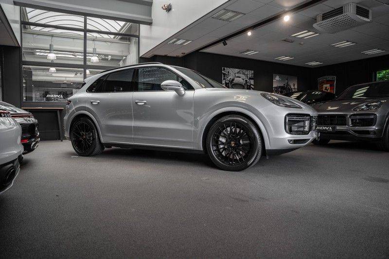 Porsche Cayenne Turbo Pano Bose Keyless Adaptive Cruise Control afbeelding 21