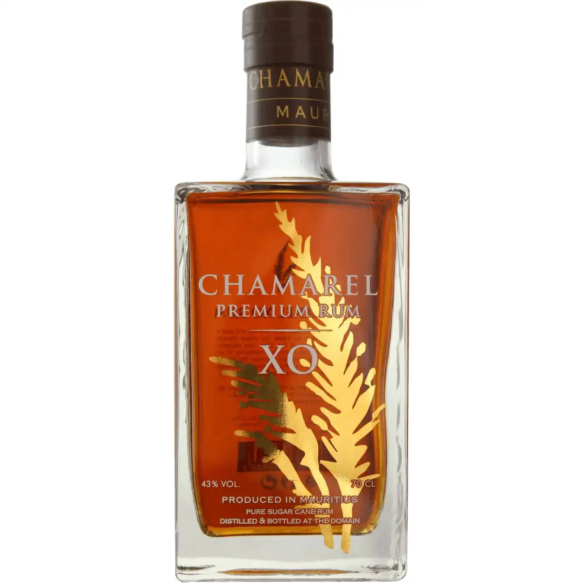 Image of the front of the bottle of the rum XO