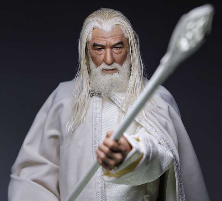 Lord of the Rings Gandalf the White 1/6 Figure | Figround