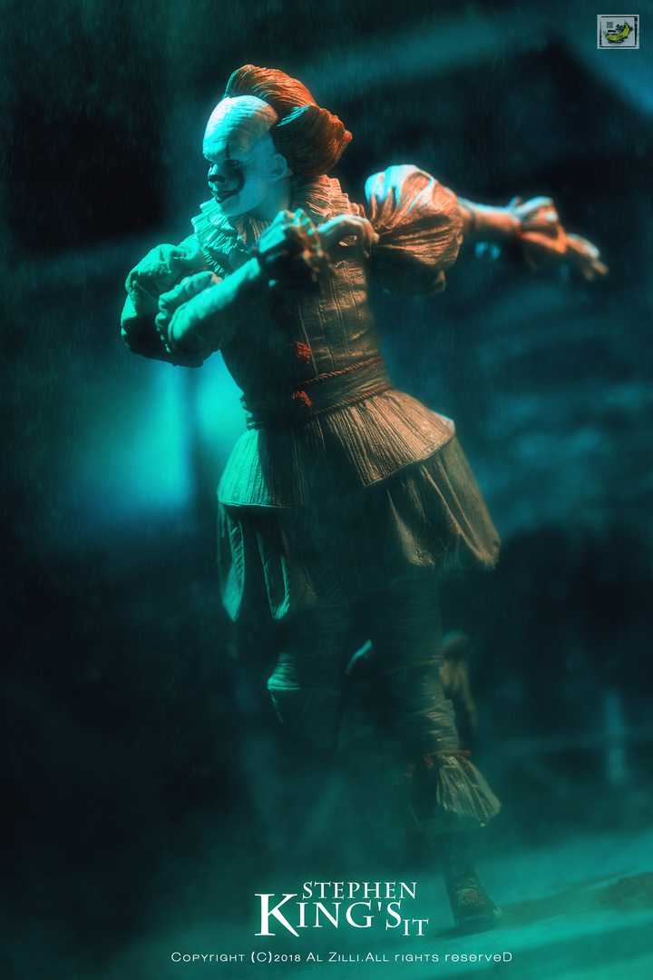 It Ultimate Pennywise Dancing Clown