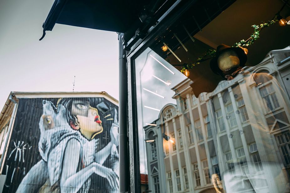 Reykjavik, Schaufenster, Grafitti, island