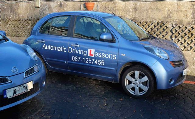 Automatic Driving Lesson Car