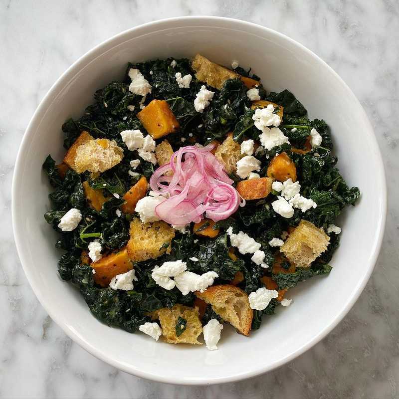 almost got me thinking winter salads are better than summer salads this one has
🥗 Dino kale
🍠 sweet potato
🧀 f*ck ton of parm and a reasonable amount of…