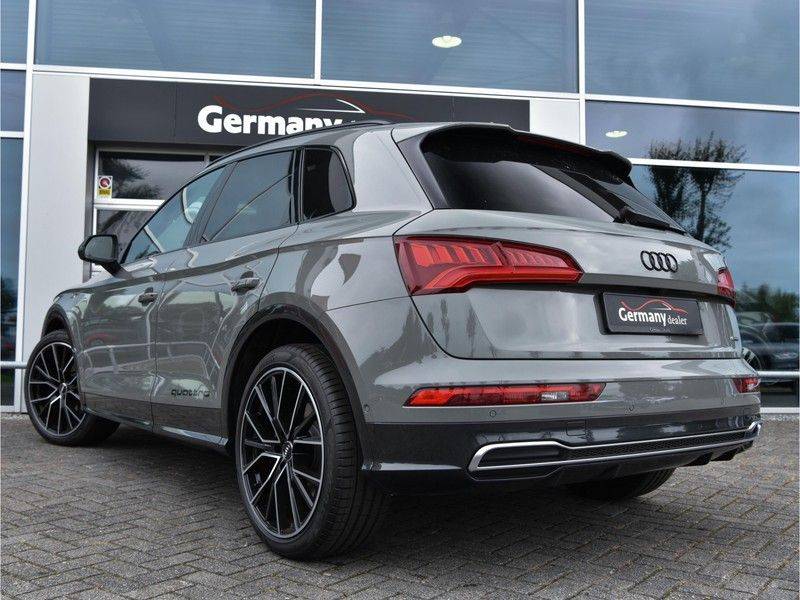 Audi Q5 2.0TFSI 252pk Quattro S-Line Lucht Black Edition Quantum! RS-Zetels Carbon Pano 360Camera 20-Inch afbeelding 4