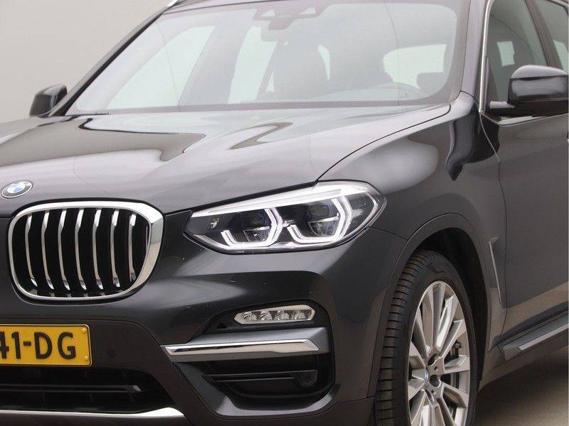 BMW X3 sDrive20i Launch Edition High Executive 20 inch afbeelding 21