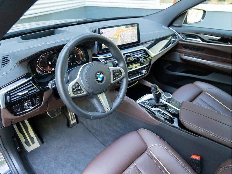 BMW 6 Serie Gran Turismo 630i High Executive - Luchtvering - Facelift - Driving Ass Prof afbeelding 13