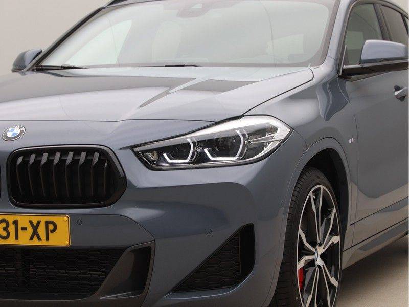 BMW X2 sDrive20i High Exe M-Sport afbeelding 24