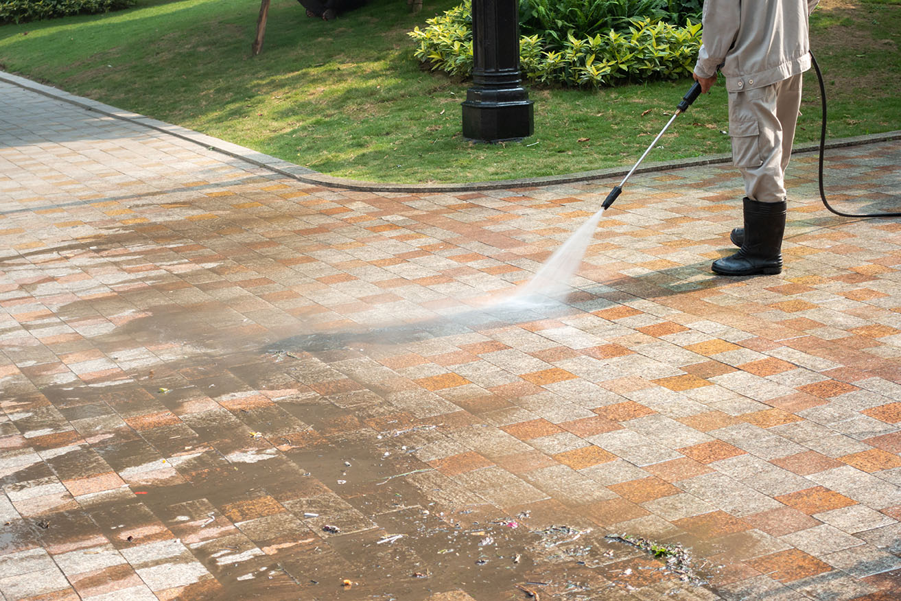 Expert power washing services in Portland Oregon and surrounding areas by Master Clean Powerwashing.