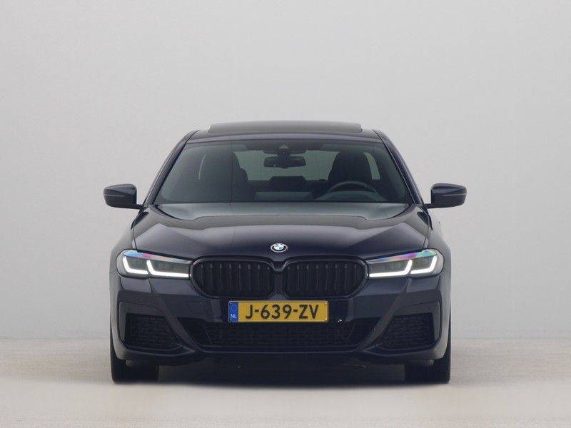 BMW 5 Serie Sedan 520i High Executive M-Sport Automaat afbeelding 6