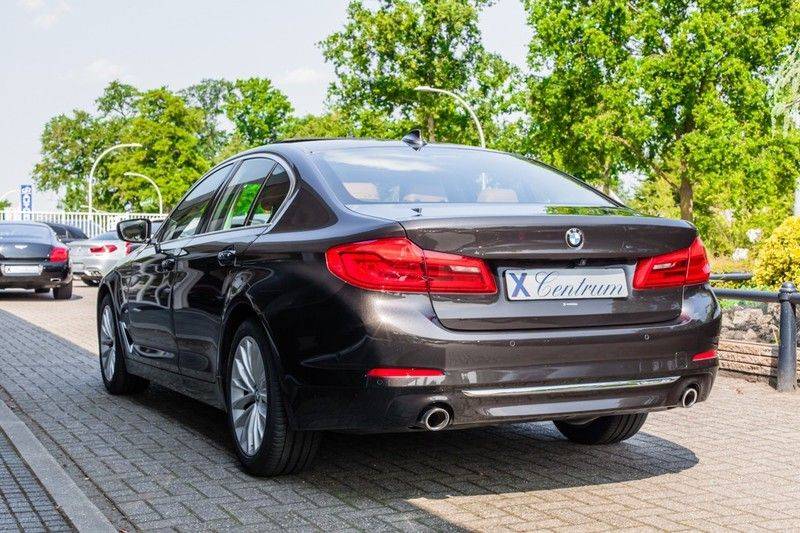 BMW 5 Serie 530d xDrive Luxury Line NW €100.000,- afbeelding 5