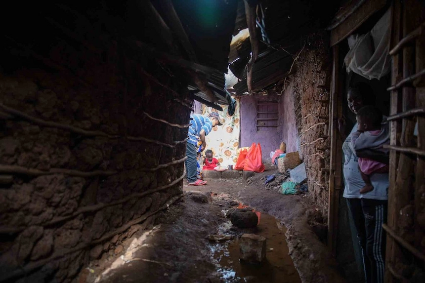 An alleyway in a Kenyan slum