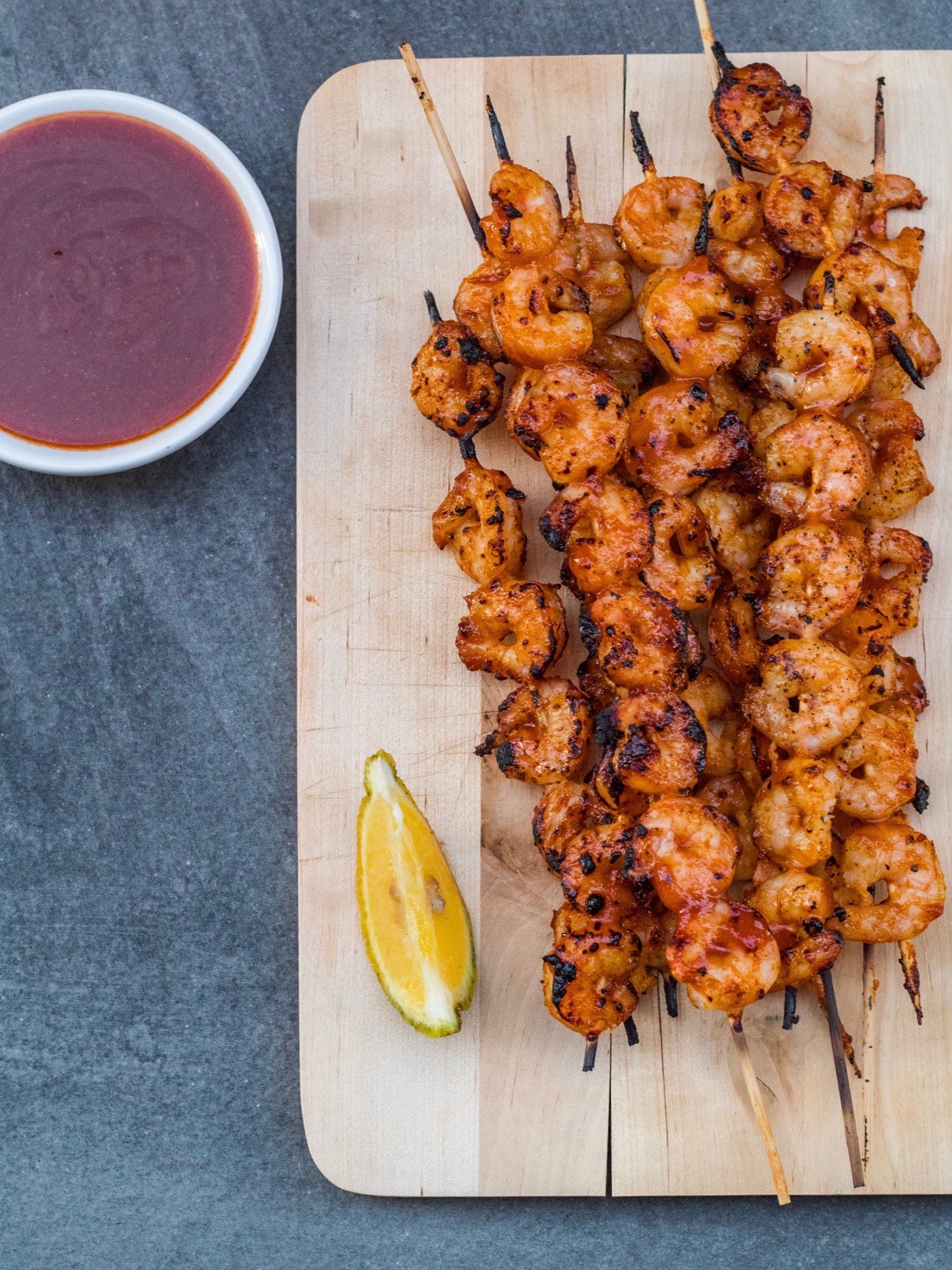 Grilled shrimp and sauce