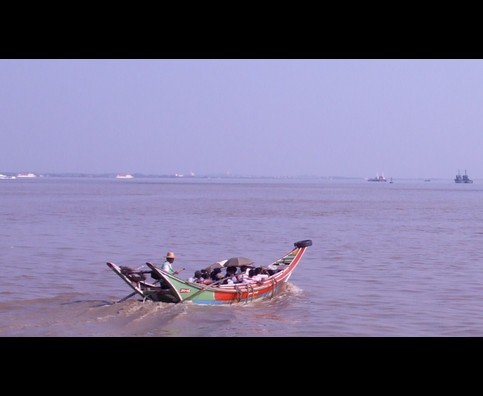 Burma Yangon River 11