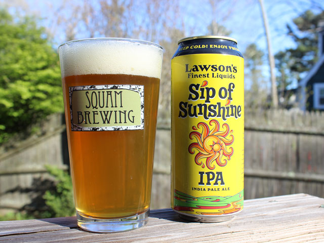 A poured pint of Sip of Sunshine from Lawson's Finest Liquids