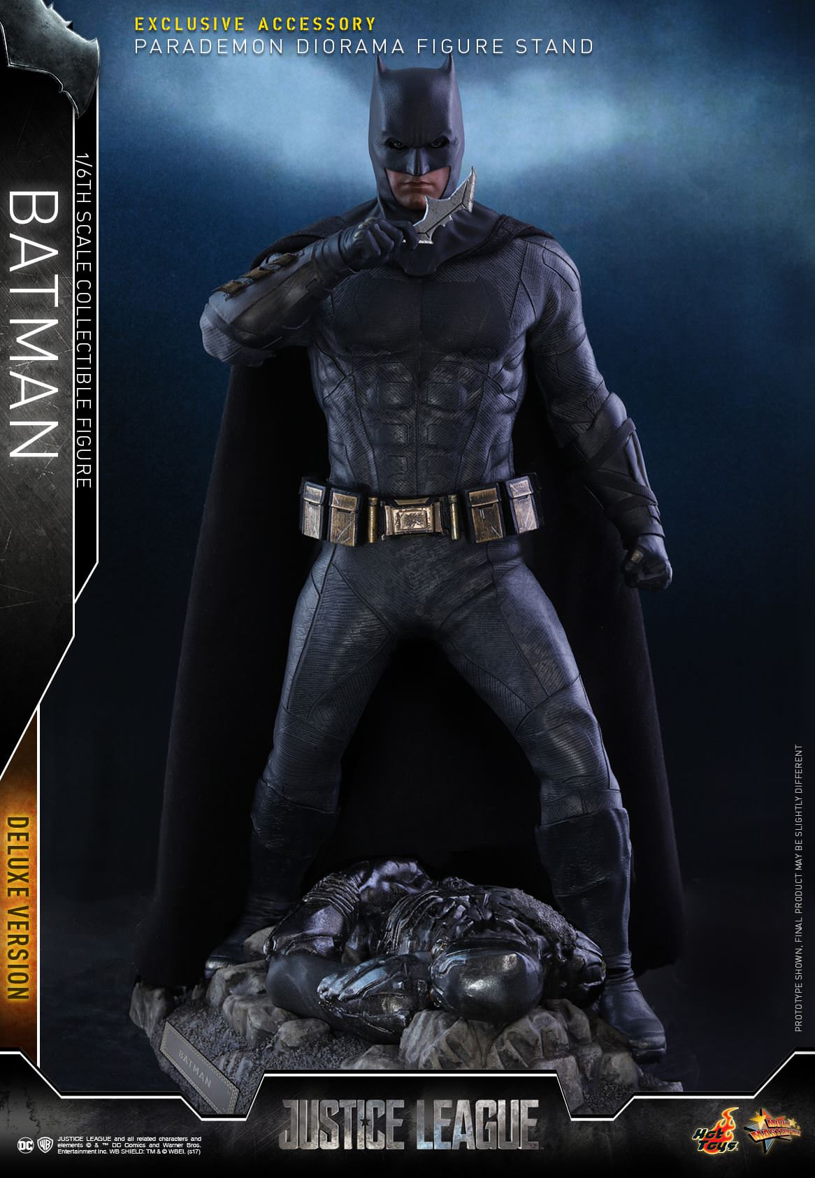 HOT TOYS Batman 1989 – Figura Action Deluxe 1:6 – Michael Keaton Edizione Da Collezione Con Diorama