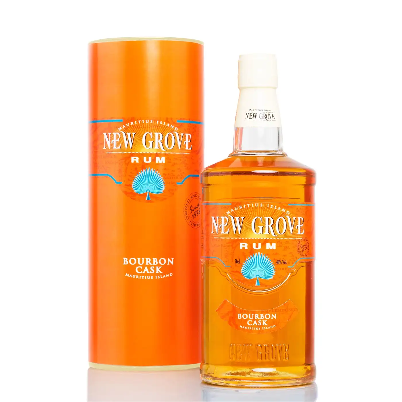 Image of the front of the bottle of the rum New Grove Bourbon Cask Rum