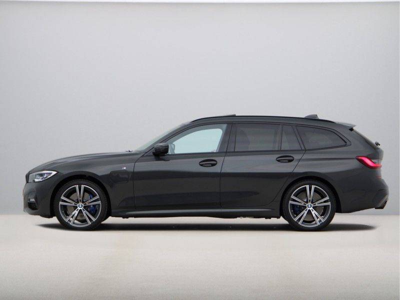 BMW 3 Serie 320e Touring High Exe M-Sport afbeelding 12