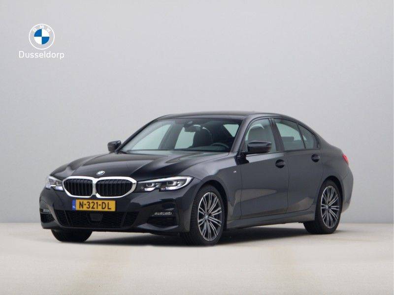 BMW 3 Serie 330i Exe M-Sport afbeelding 1