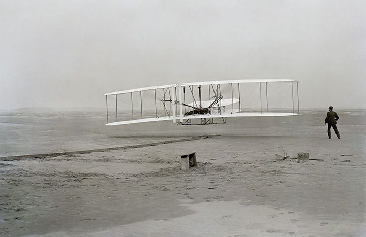 Wright brothers first flight