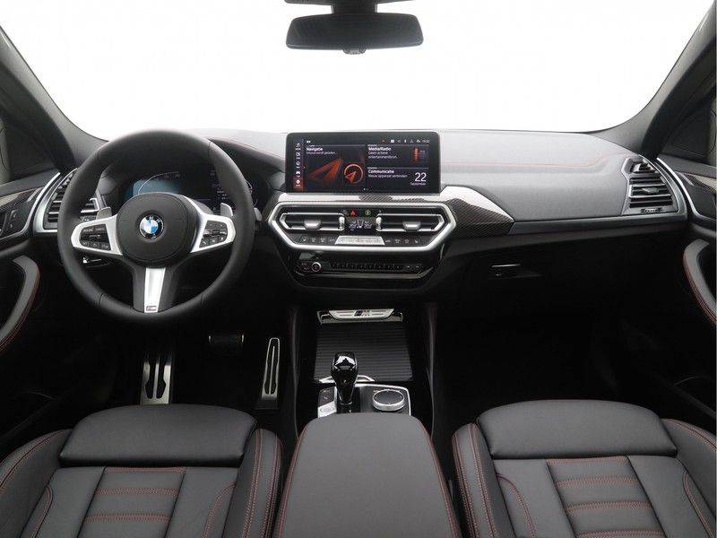 BMW X4 xDrive20i M Sport Edition afbeelding 13