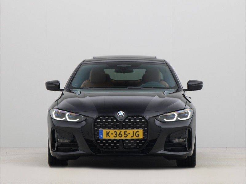 BMW 4 Serie Coupé 420i High Executive M-Sport Automaat afbeelding 6