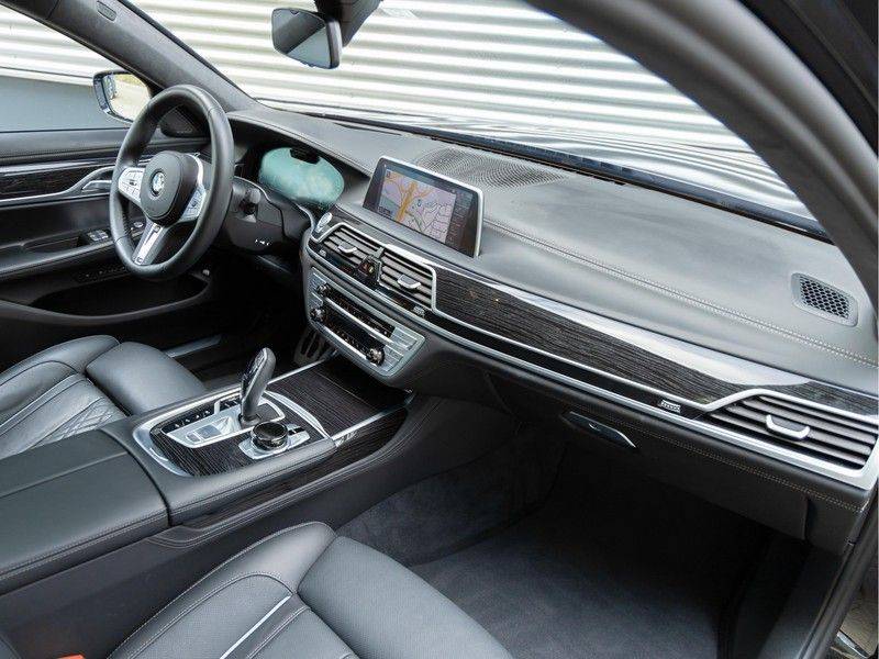 BMW 7 Serie 745e High Executive - M-Sport - 4x Comfortzetel - Stoelventilatie - Volleder afbeelding 14