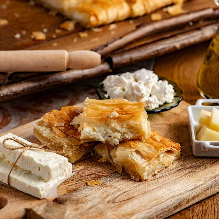 Greek Cheese Pie filled with Graviera Naxou - 900g