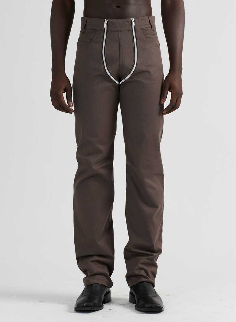 Lata Cotton Twill Trousers Brown, front view. GmbH AW22 collection.
