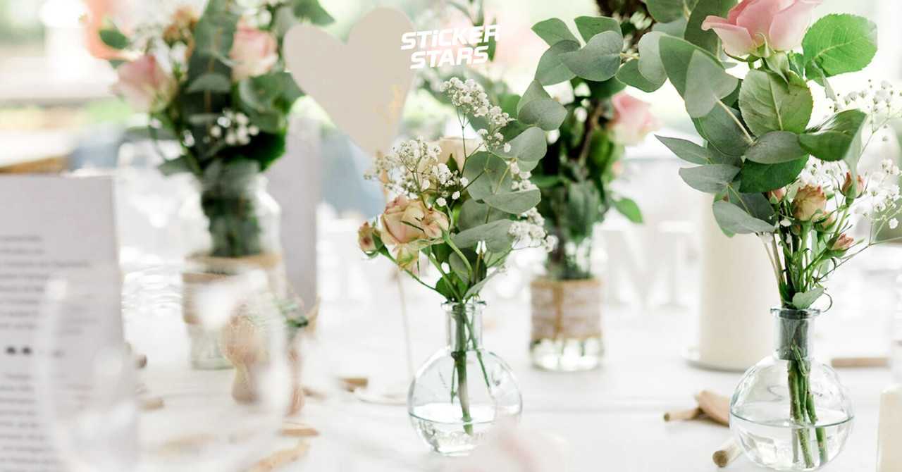 Blumendeko Hochzeitstisch: Ob opulent oder dezent - für jeden das richtige dabei.