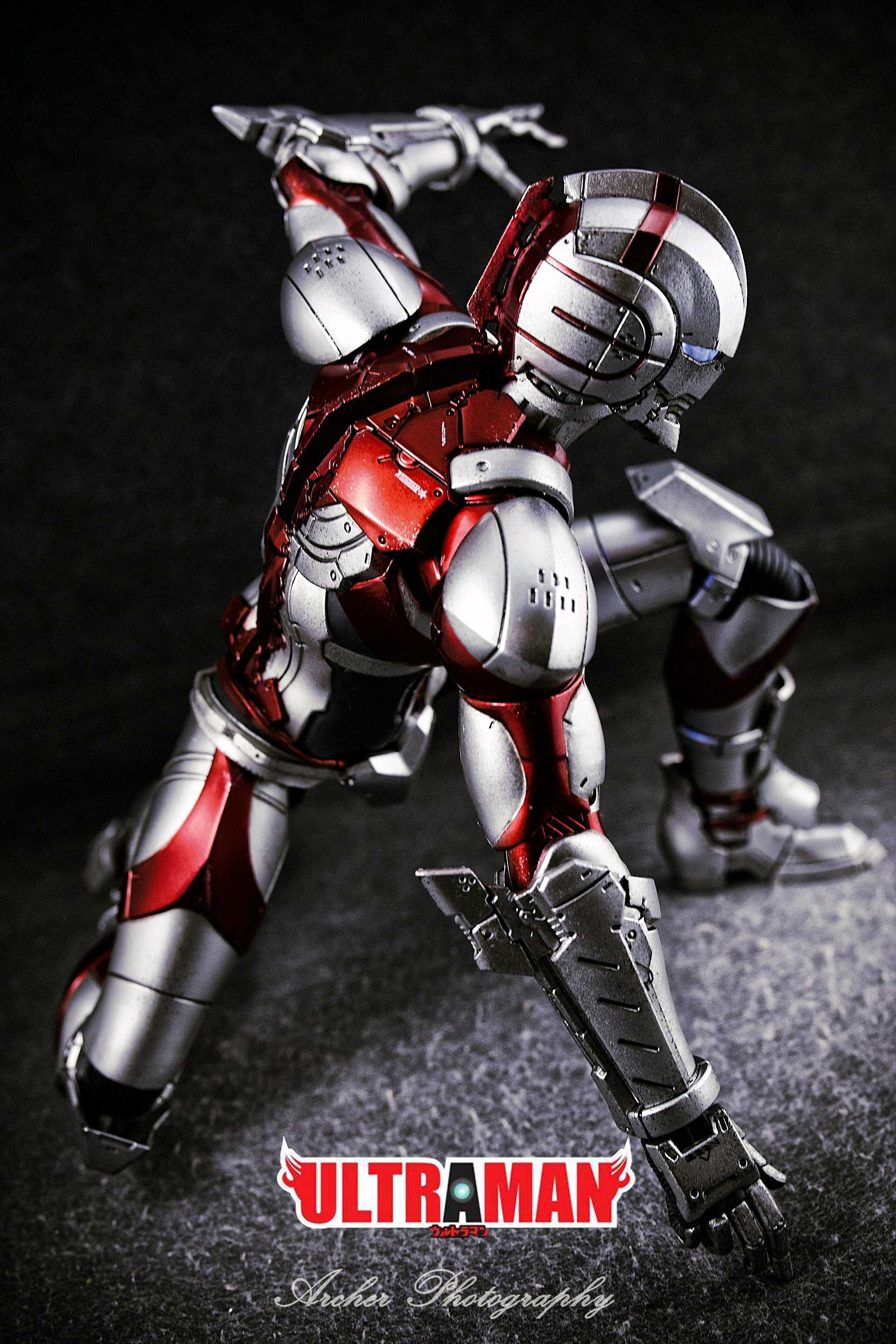 ULTRAMAN x SEVEN SUIT