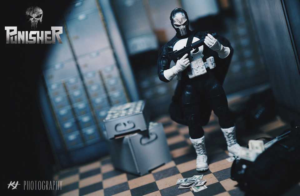 Punisher With Paper Scene