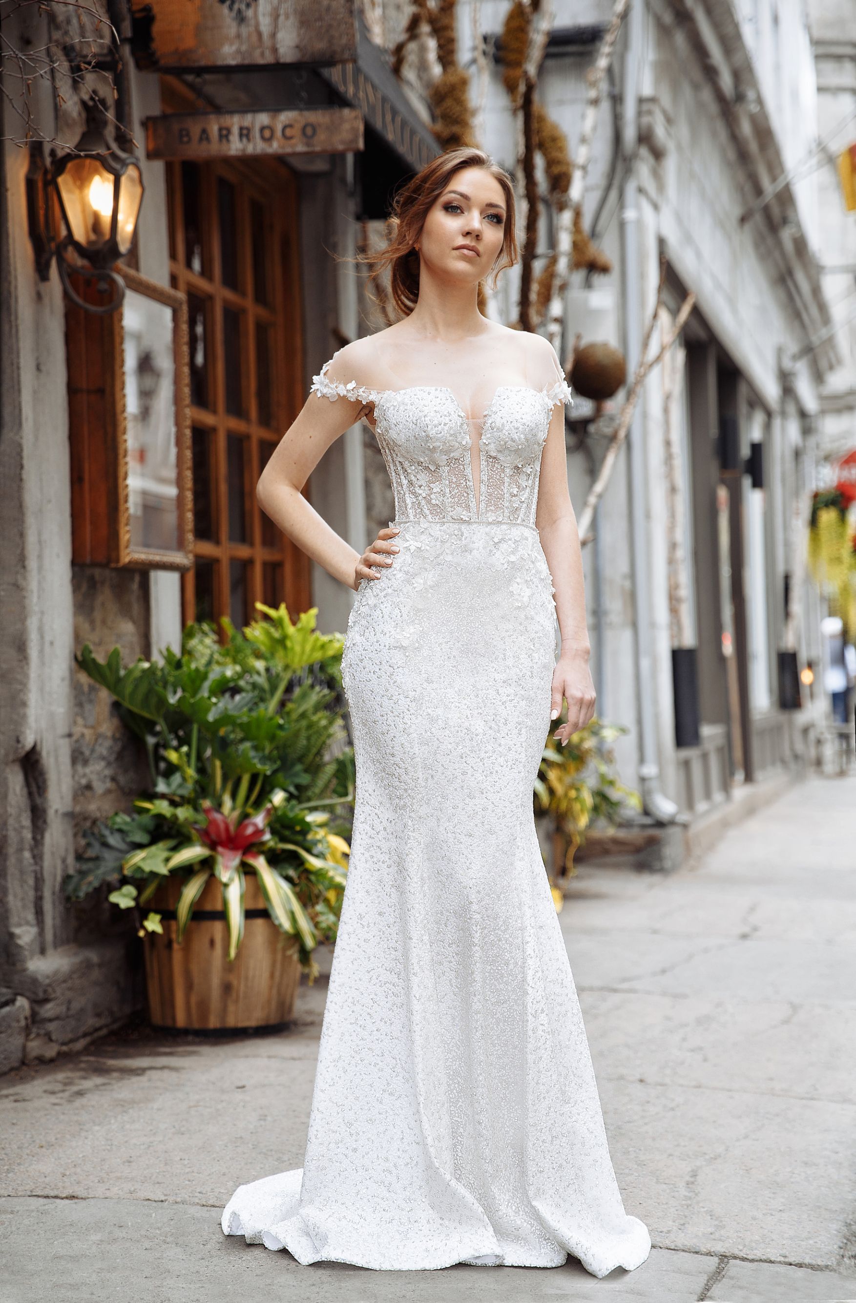 Lilia Haute Couture Boutique de Robes de Mariée Sur Mesure Montréal