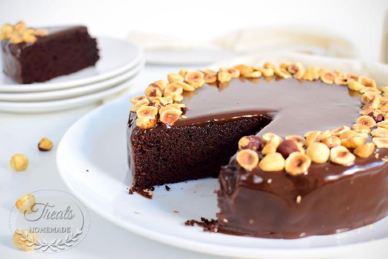 Chocolate Cake with Hazelnut