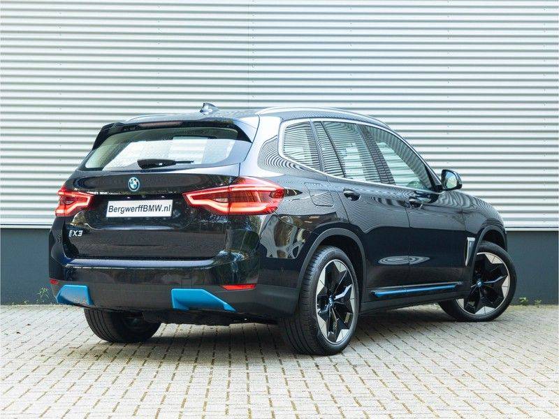 BMW iX3 High Executive - Direct Beschikbaar! afbeelding 2