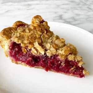 Cherry cranberry pie