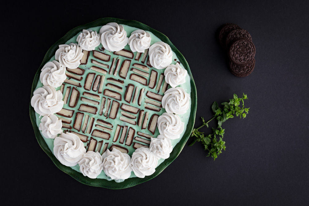 Vegan Chocolate Mint Chip Ice Cream Pie