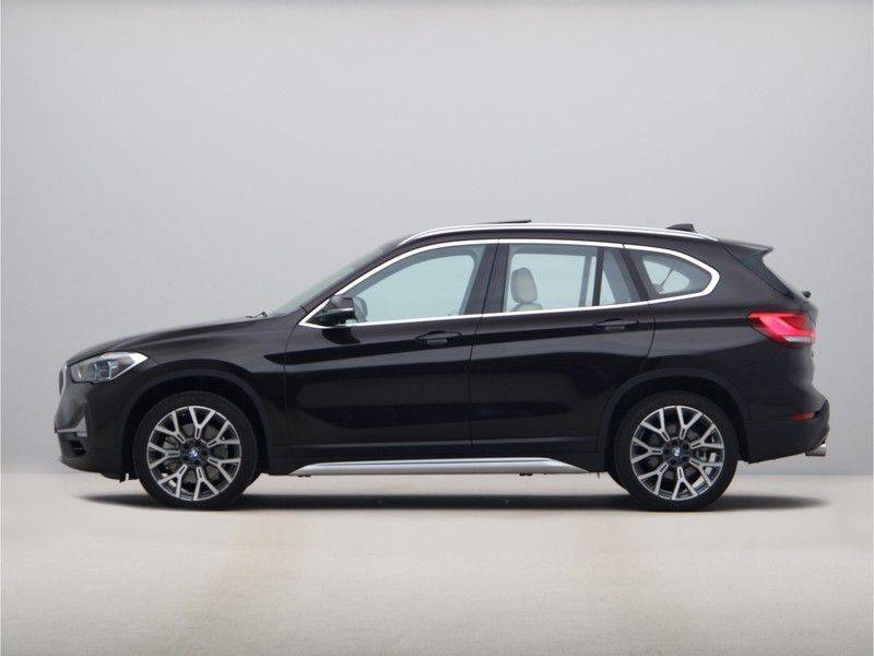 BMW X1 sDrive20i High Executive xLine afbeelding 12