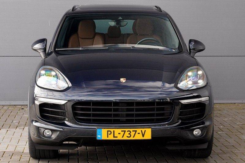 Porsche Cayenne 3.0 D Pano Camera Led Luchtvering 21" afbeelding 13