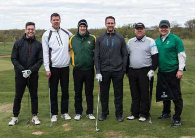 Group photo of Getzlaff golfers